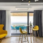 Aparthotel Novum By The Sea 4*