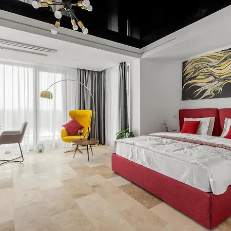Aparthotel Novum By The Sea 4*