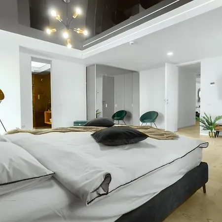 Novum By The Sea 4* 奥林普