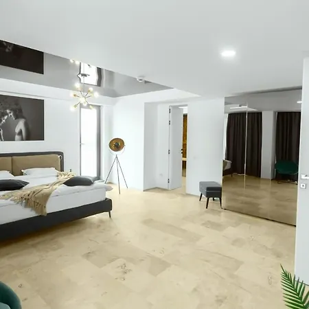 Hotel apartamentowy Novum By The Sea