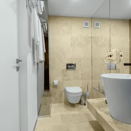 Novum By The Sea 4*