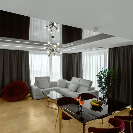 Hotel apartamentowy Novum By The Sea
